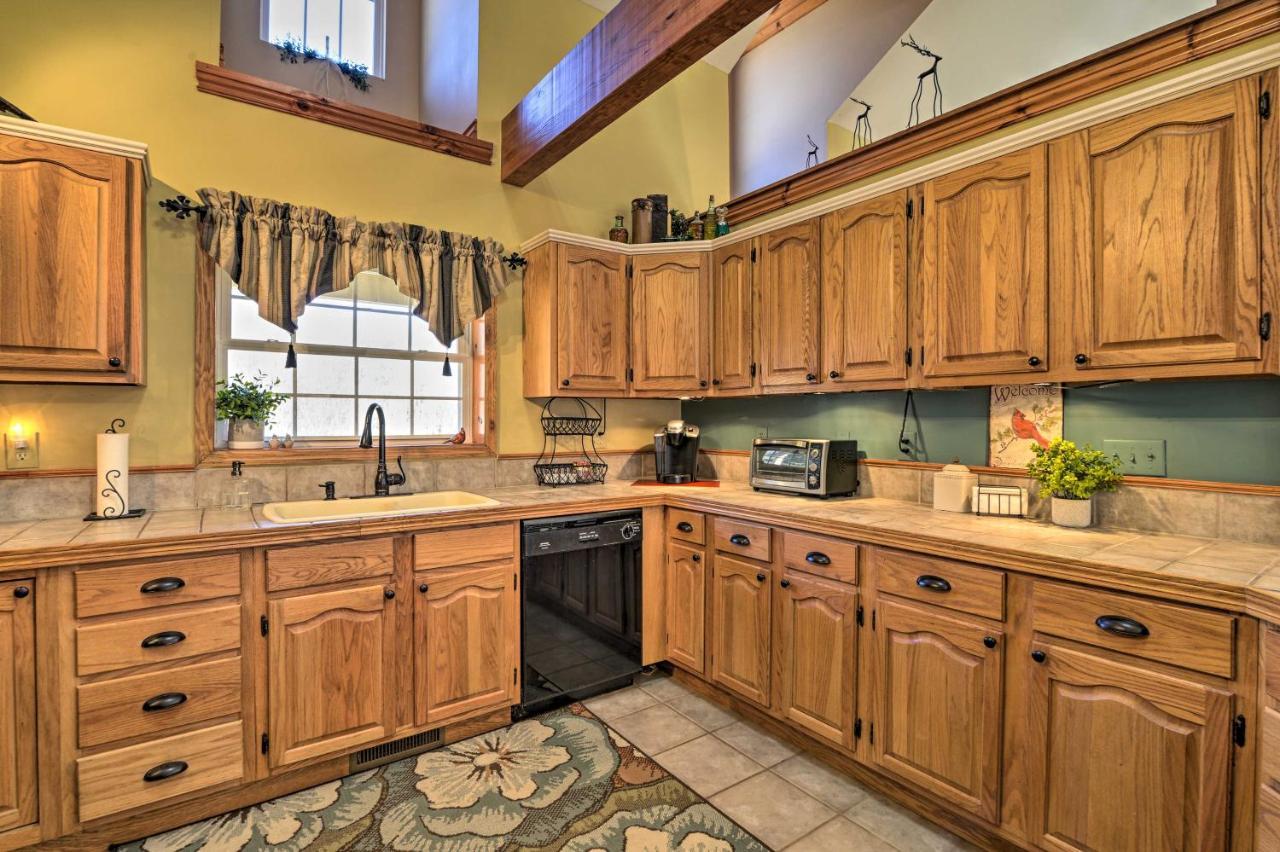 Private Family Home With Deck, Porch And Forest Views! McComas Beach エクステリア 写真