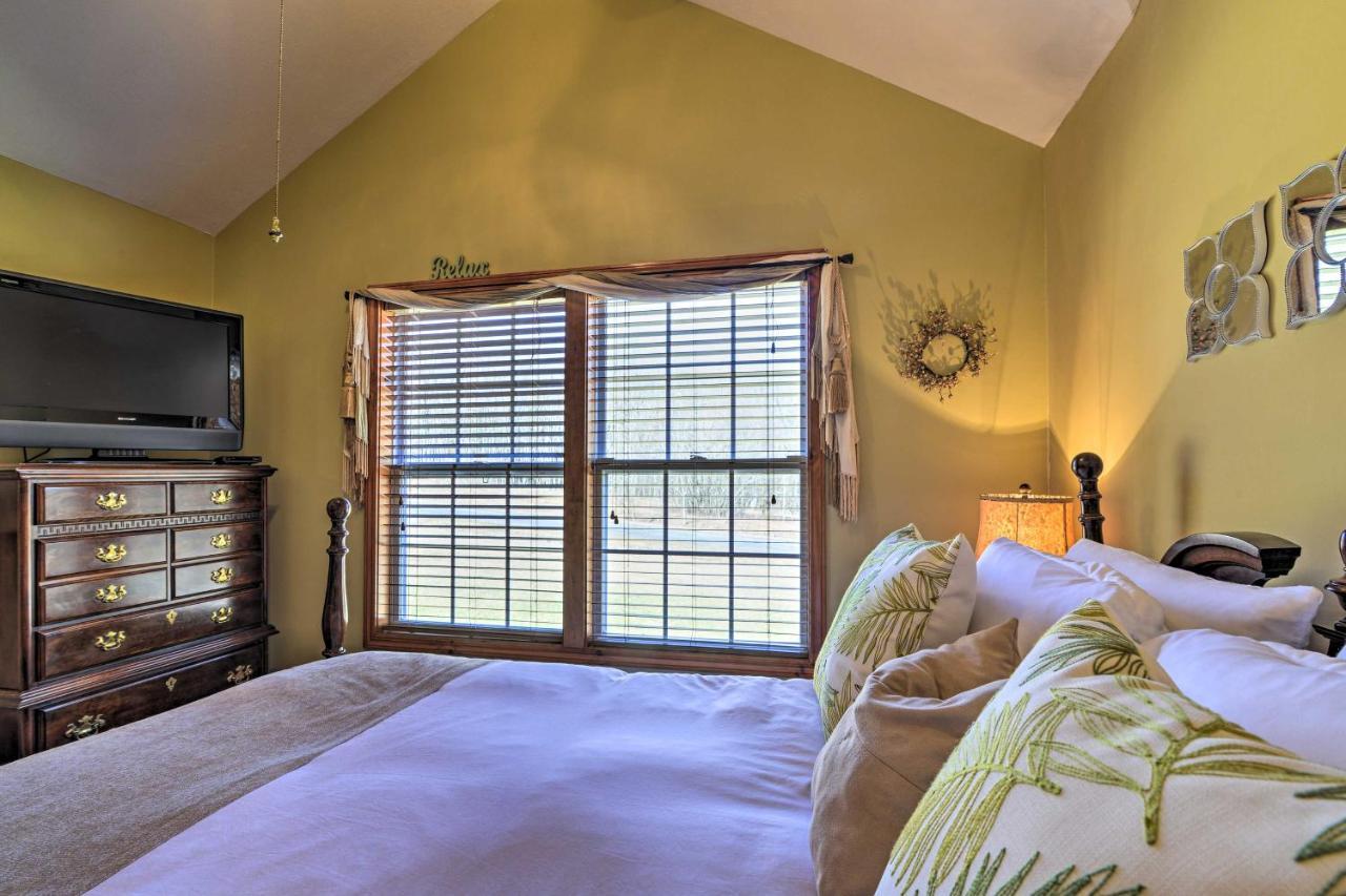 Private Family Home With Deck, Porch And Forest Views! McComas Beach エクステリア 写真